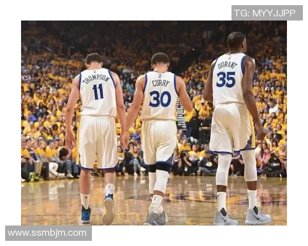 勇士与骑士激战1月16日NBA赛场再现经典对决引发球迷热议